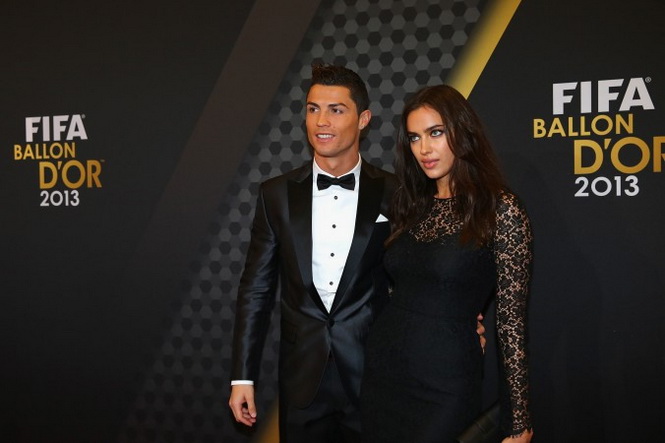 Irina Shayk gạ gẫm Ronaldo sang PSG