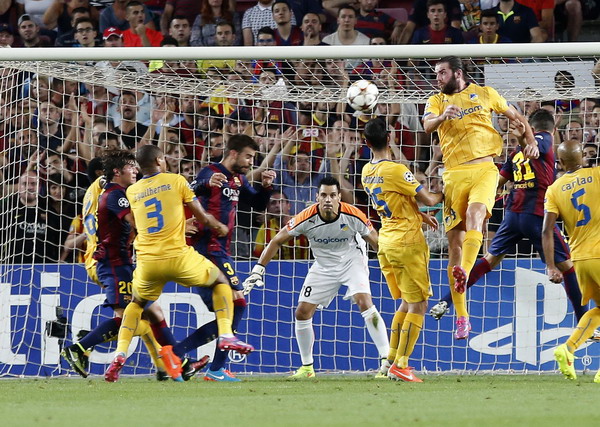 Xavi: Barcelona bị APOEL gây khó-1