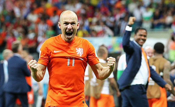 Robben giải cứu Hà Lan ?