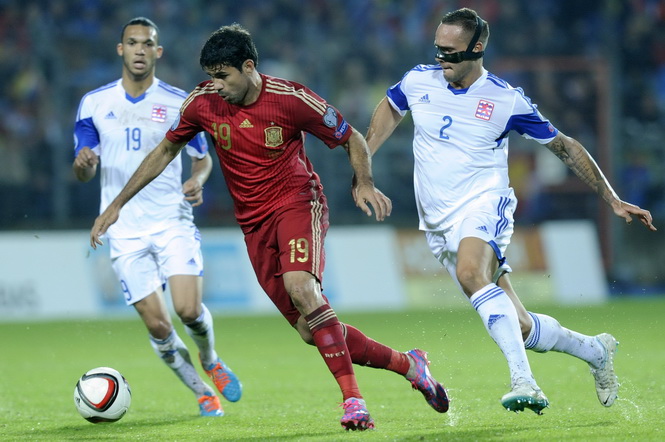 Costa giải cơn khát bàn thắng, Tây Ban Nha có 3 điểm-1