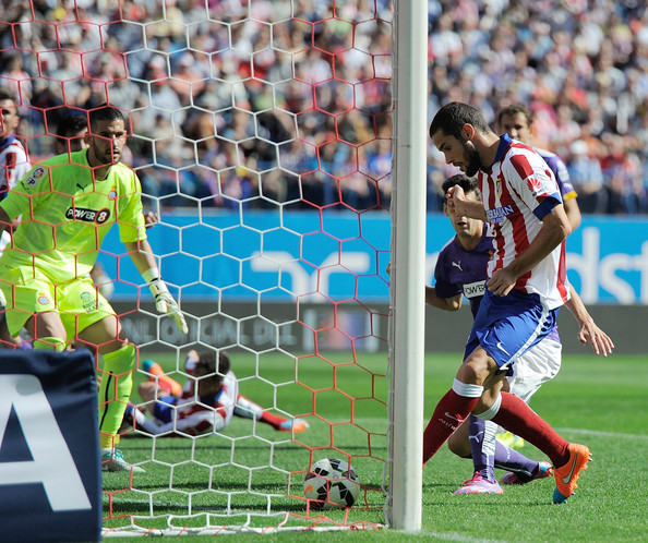 Atletico Madrid trở lại cuộc đua vô địch La Liga-3