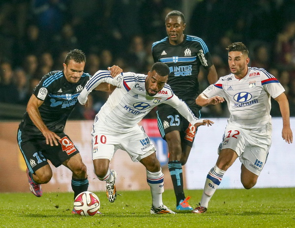 Lyon chặn đứng đà thăng hoa của Marseille-1