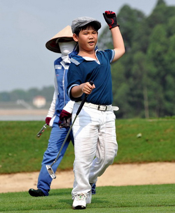 Đặng Quang Anh đoạt hạng nhì giải golf trẻ thế giới