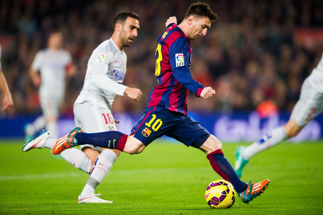 Messi giúp Barcelona đánh bại Atletico Madrid-4