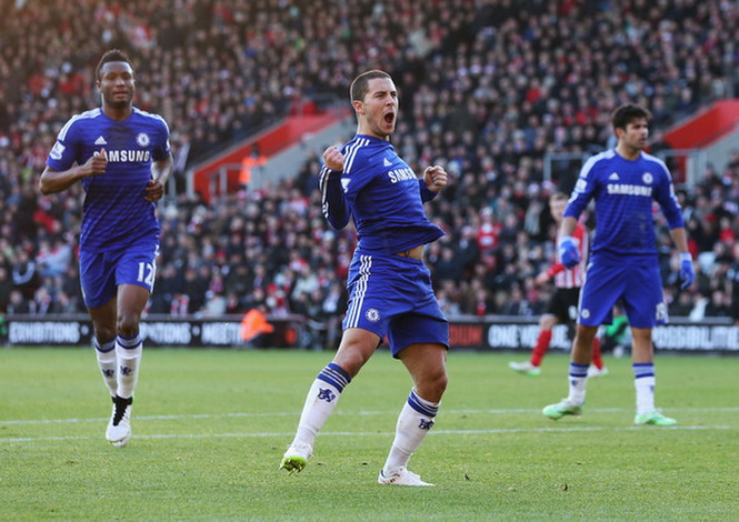 Chelsea giữ chân Hazard đến năm 2020