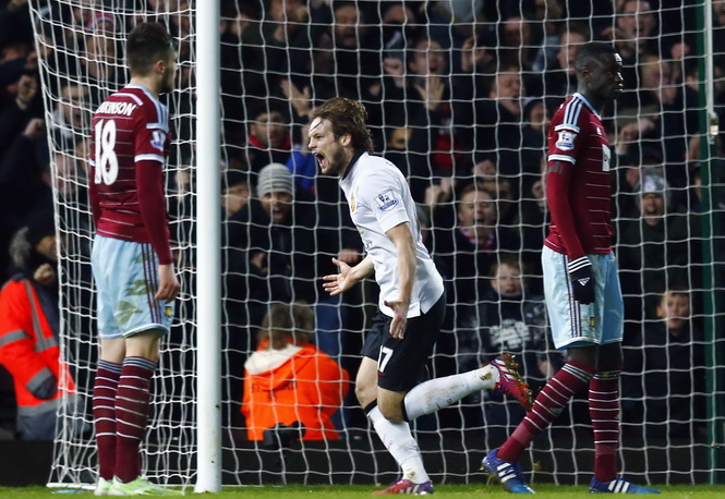 M.U may mắn có 1 điểm trên sân West Ham-4