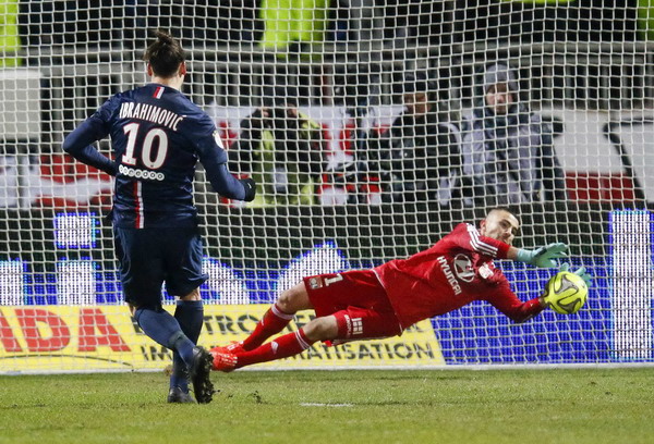 Lyon và PSG bất phân thắng bại-3