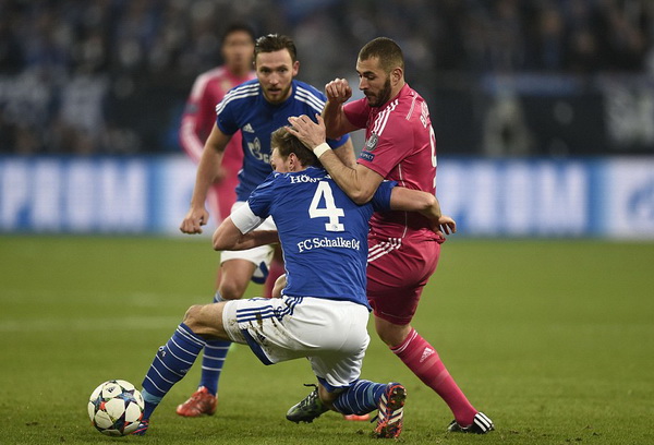 Schalke 0 - 2 Real Madrid: Ronaldo ghi bàn trở lại-2