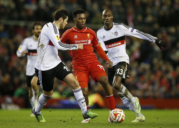 Balotelli giành đá phạt đền, Liverpool vượt qua Besiktas-1