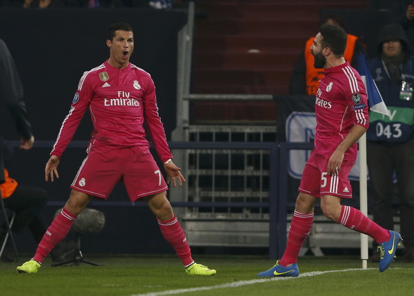 Schalke 0 - 2 Real Madrid: Ronaldo ghi bàn trở lại-3