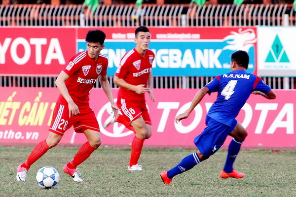 Công Vinh và B.Bình Dương sẽ đại diện cho Việt Nam thi đấu tại đấu trường AFC Champions League - Ảnh: Dương Thu