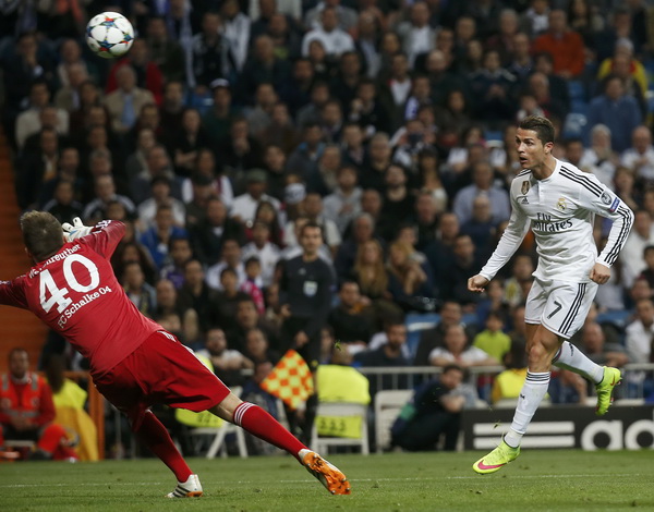 Real Madrid cúi đầu vào tứ kết Champions League-4