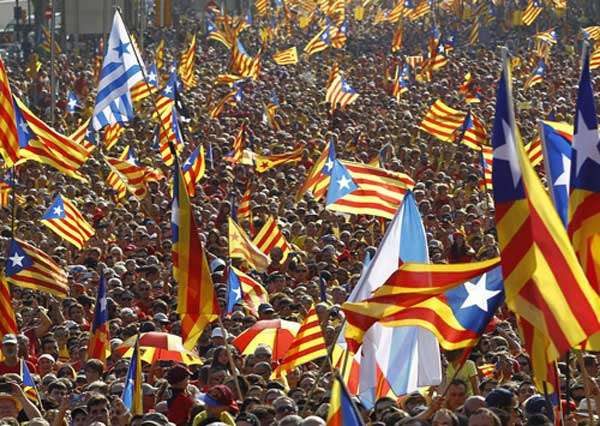 Gần 2 triệu dân Catalonia đòi ly khai khỏi Tây Ban Nha