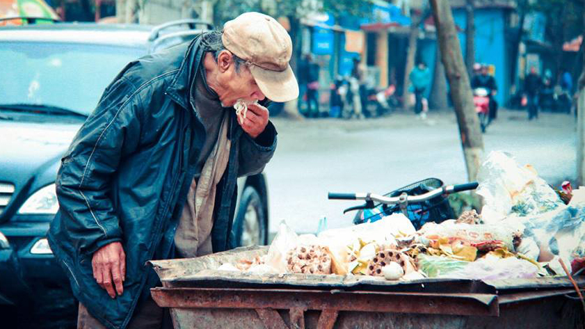 Bức ảnh lay động lòng người được chụp cách đây 6 năm bất ngờ gây xôn xao trên mạng xã hội - Ảnh: Nguyễn Sơn Tùng