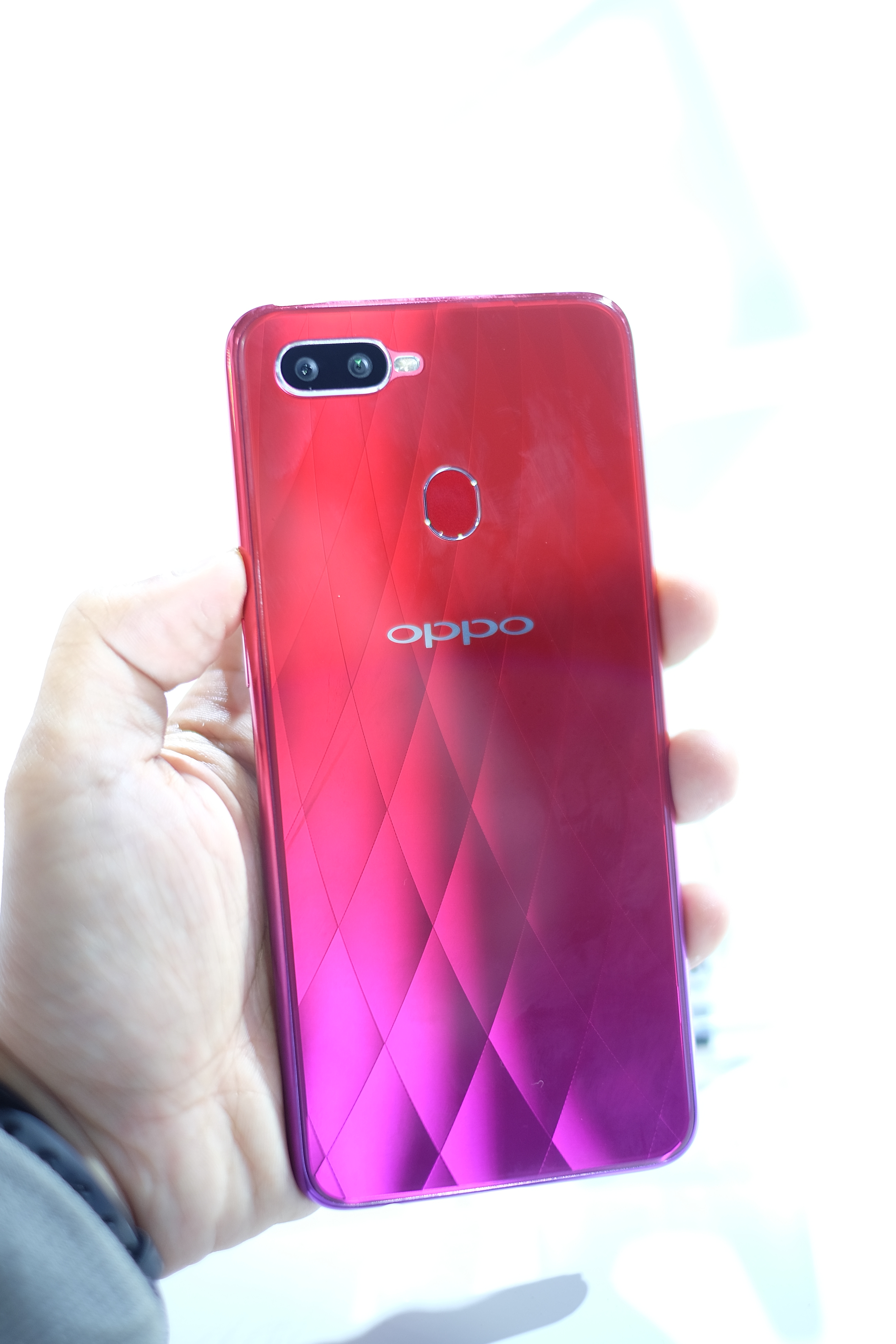 Ốp Lưng Oppo F9 - Glass Super Light - Đỏ Đen
