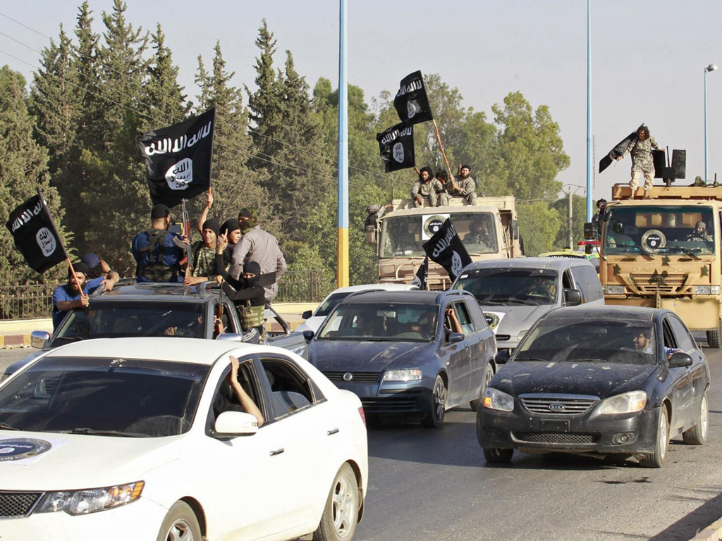 Thành viên IS nói rằng tổ chức này sẽ tiếp tục tồn tại mặc dù thủ lĩnh al-Baghdadi có thiệt mạng - Ảnh: Reuters