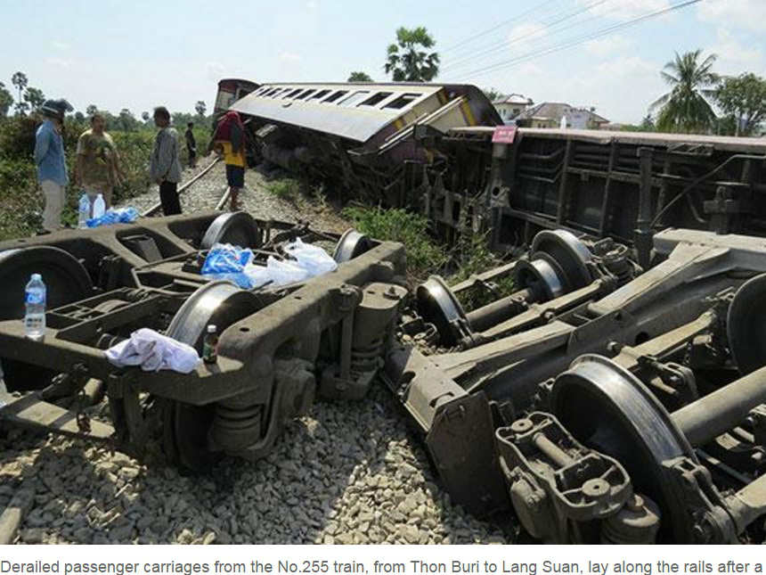 Tai nạn làm lật 5 toa tàu - Ảnh chụp màn hình Bangkok Post