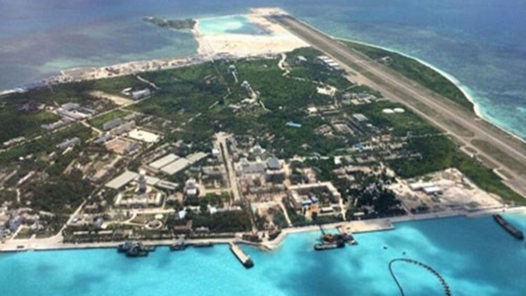 Trung Quốc đã trái phép triển khai 2 hệ thống tên lửa đất đối không HQ-9 đến đảo Phú Lâm - Ảnh chụp màn hình SCMP