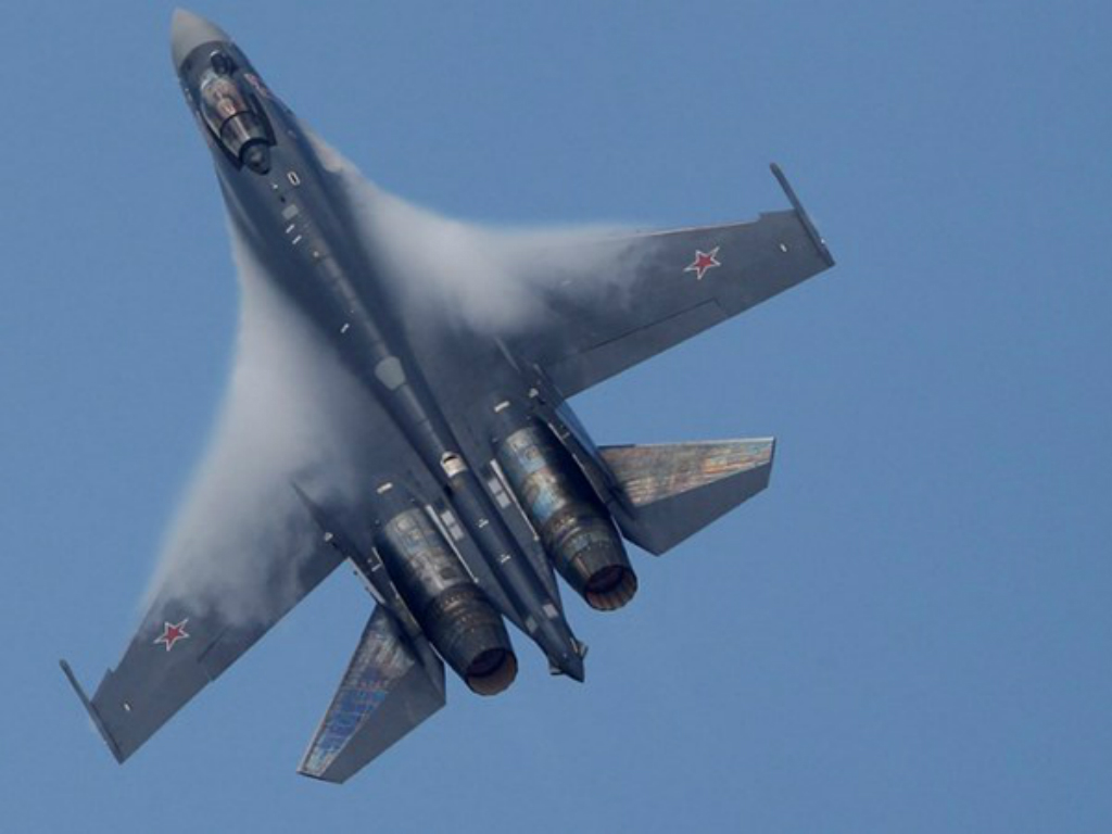 Trung Quốc là nước đầu tiên sở hữu chiến đấu cơ Su-35 của Nga - Ảnh: Reuters