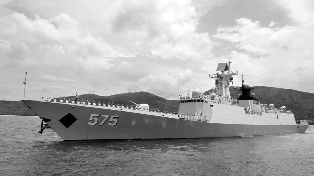 Sau sự cố tàu hải cảnh bị tố xâm phạm lãnh hải Indonesia, Trung Quốc ngày 26.3 thông báo đưa tàu chiến sang Indonesia tập trận - Ảnh: Reuters