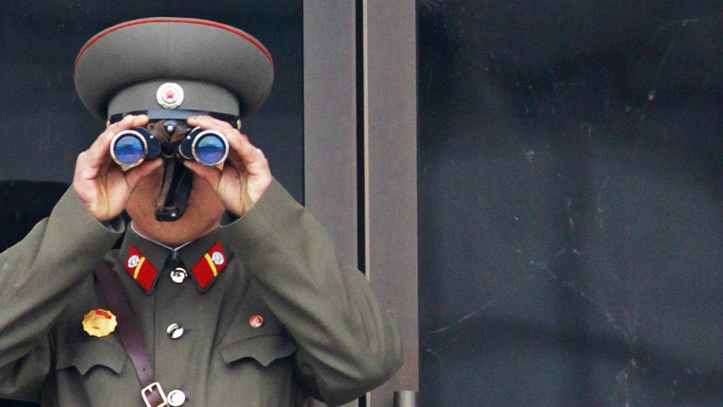 Việc một quan chức cấp cao Triều Tiên đào ngũ sang Hàn Quốc được coi là điều bất thường - Ảnh: Reuters