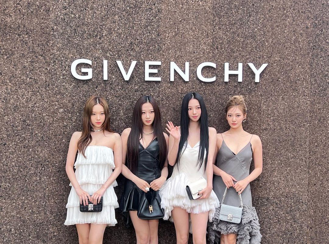 Thiết kế Xuân Hè 2016 của Givenchy tràn ngập đồ ngủ - VnExpress Giải trí