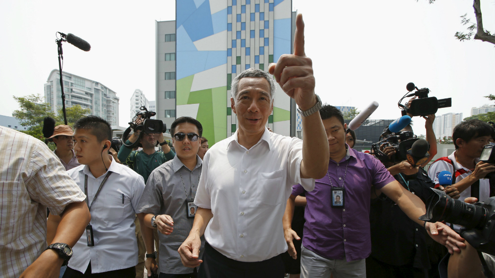 Thủ tướng L&yacute; Hiển Long tuy&ecirc;n bố l&atilde;nh đạo thế hệ thứ tư của Singapore nằm trong số c&aacute;c gương mặt trẻ của nội c&aacute;c hiện nay v&agrave; bản th&acirc;n &ocirc;ng muốn th&ocirc;i chức trước năm 2020 - Ảnh: Reuters