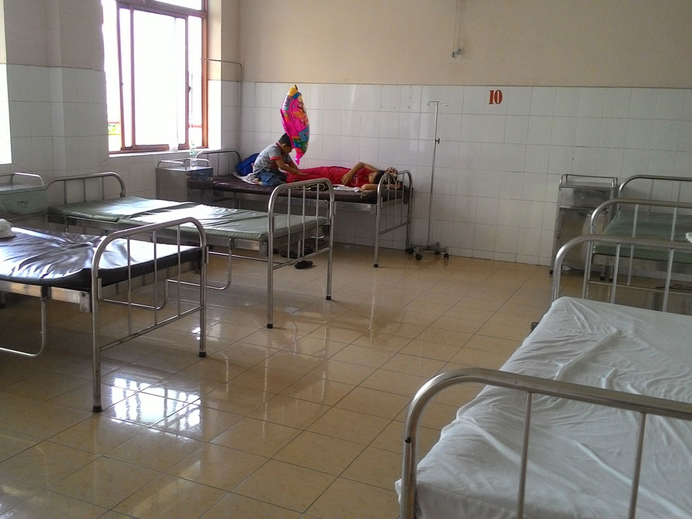Phòng 2, Khoa Nhi Bệnh viện Q.9 chỉ có 1 bệnh nhi trong căn phòng 6 giường