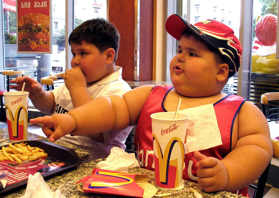 Bên cạnh số trẻ suy dinh dưỡng thì số trẻ béo phì cũng ngày càng tăng