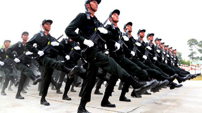 Lực lượng cảnh sát cơ động - Ảnh: Đào Ngọc Thạch