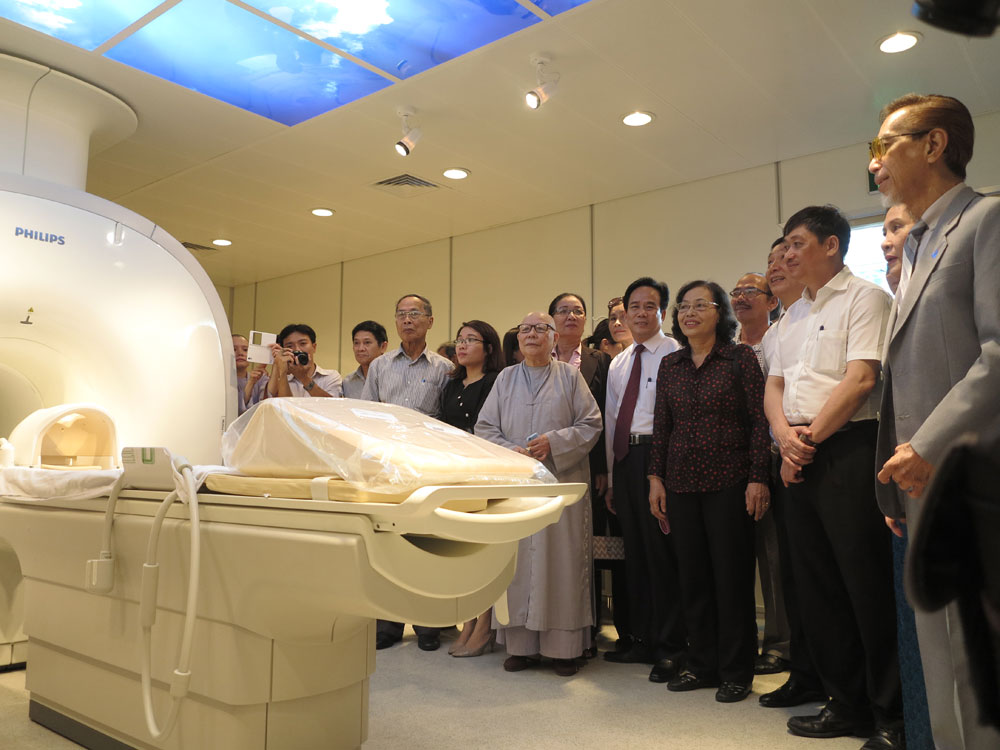Máy cộng hưởng từ MRI do doanh nhân Harol Chan tài trợ - Ảnh: Diệu Hiền