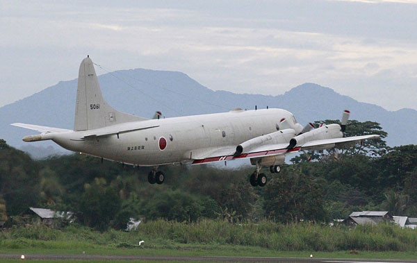 Máy bay P-3C của Nhật trong cuộc tập trận chung với Philippines - Ảnh: Reuters