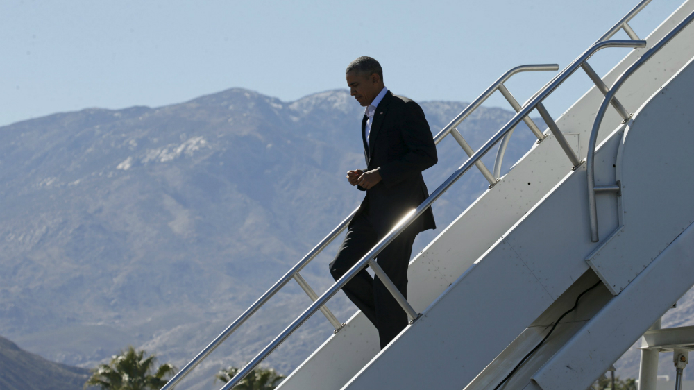 Tổng thống Barack Obama đến California tham dự Hội nghị thượng đỉnh Mỹ - ASEAN - Ảnh: Reuters