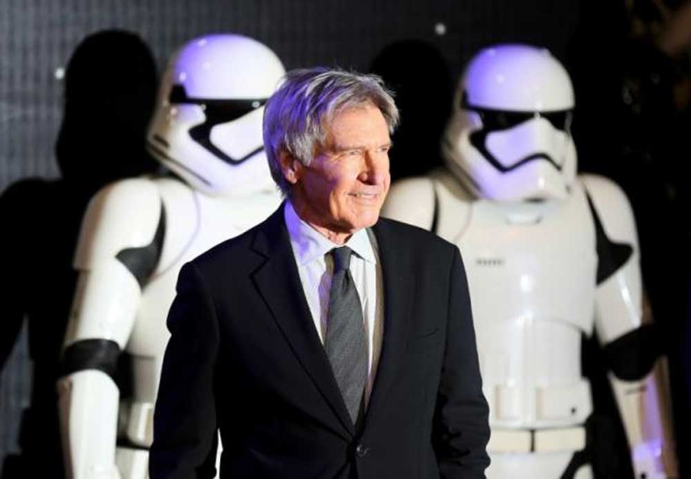Harrison Ford tại sự kiện công chiếu mở màn 'Star War: The Force Awakens' tại Anh hôm 16.12.2015 - Ảnh: Reuters