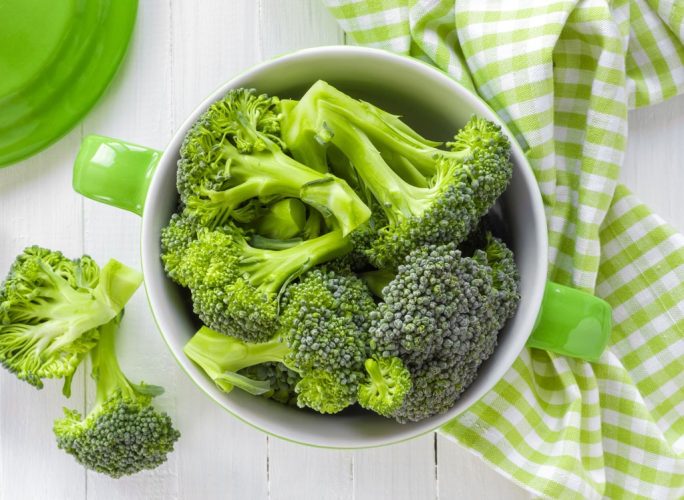 5 loại rau lá xanh nên có trong chế độ ăn giảm cân của bạn