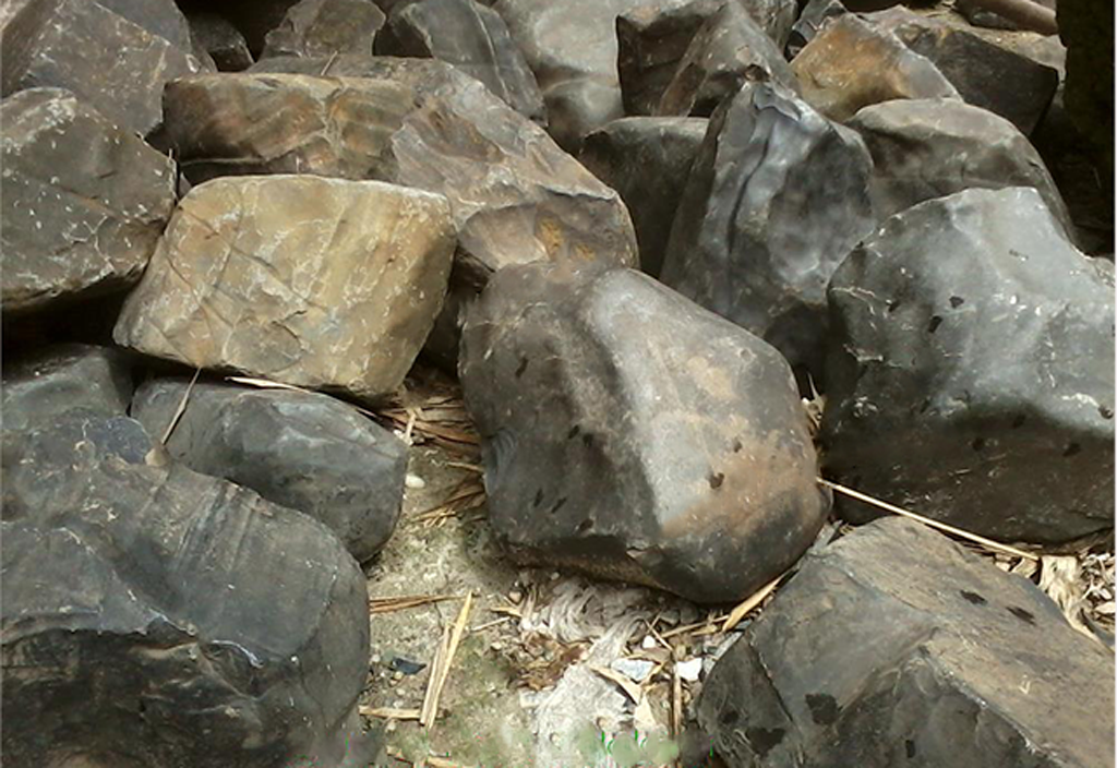 Khai thác từ đá bazan - Tây nguyên
