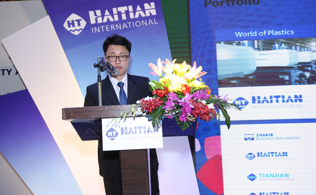 Ông Le An Dun, Tổng giám đốc Huayuan Việt Nam phát biểu tại “Ngày giới thiệu sản phẩm Nhà máy Haitian Việt Nam”