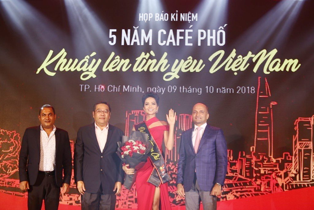 Food Empire Việt Nam khởi động chiến dịch 'Café Phố - Khuấy lên tình yêu Việt Nam'