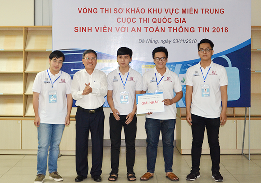 Đội tuyển ISITDTU của ĐH Duy Tân giành giải Nhất vòng Sơ khảo khu vực miền Trung