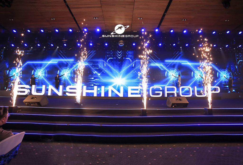 Đại diện lãnh đạo tập đoàn thực hiện nghi thức ra mắt Sunshine Group và dự án Sunshine City Sài Gòn