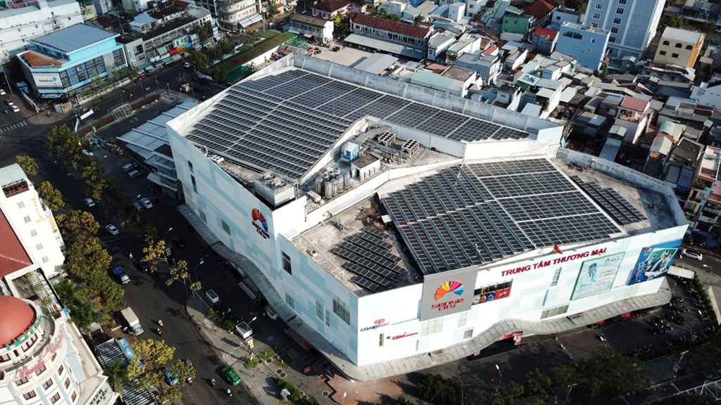Điện mặt trời mái nhà, giải pháp xanh - sạch - tiết kiệm cho lĩnh vực công - thương nghiệp