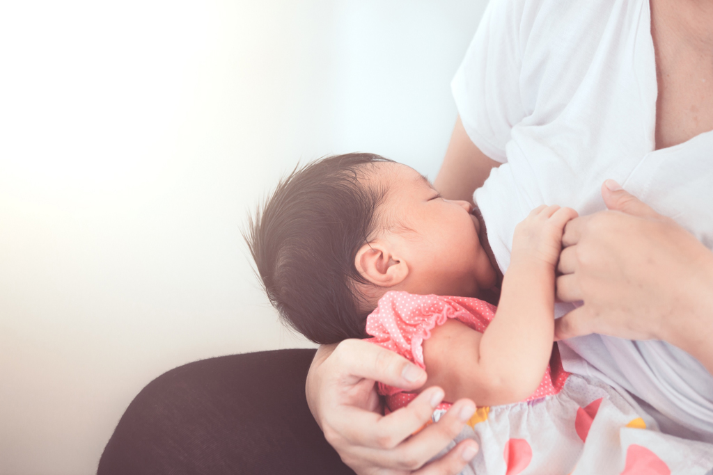 HMO giúp bé khỏe mạnh hơn, phát triển nhận thức, hoàn thiện chức năng miễn dịch