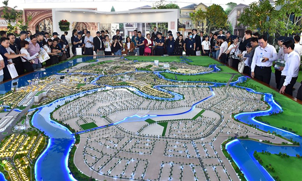 Dự án đô thị sinh thái thông minh Aqua City nhận được sự quan tâm của các nhà đầu tư và khách hàng ngay trong ngày đầu khai mạc Novaland Expo