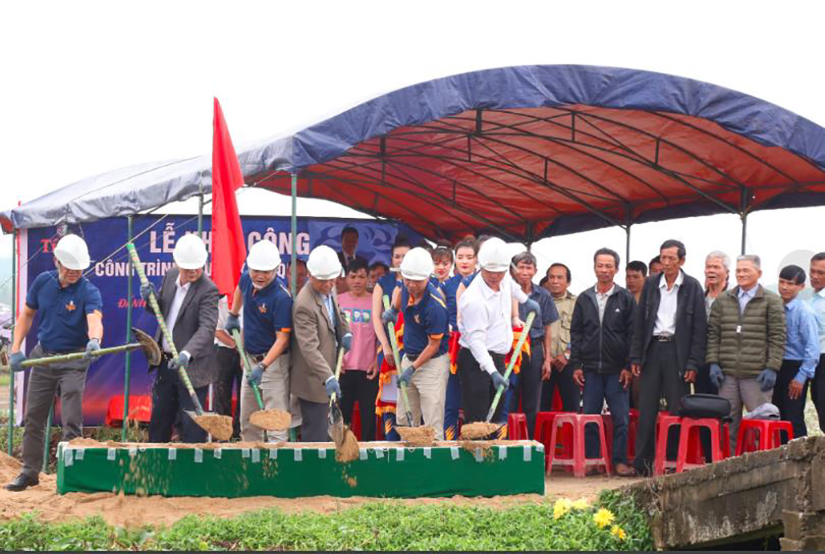 Lễ khởi công xây dựng cầu Cây Da ở xã Tịnh Hòa, Quảng Ngãi