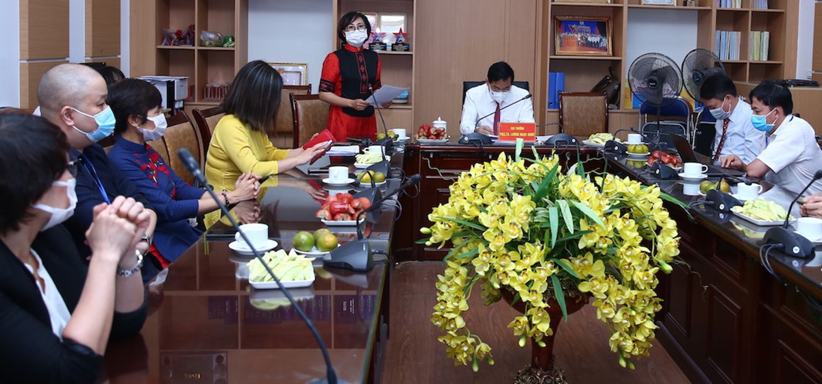 Bác sĩ Trần Thị Lan Hương, Giám đốc Y khoa nhánh Dược phẩm, Bayer Việt Nam chia sẻ mục tiêu và lợi ích mà các kênh thông tin về Đột quỵ mang lại cho cộng đồng