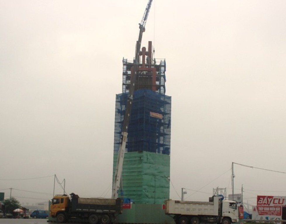 Tháp biểu tượng tinh thần cao 32 m của FHS xây dựng tại dự án Formosa