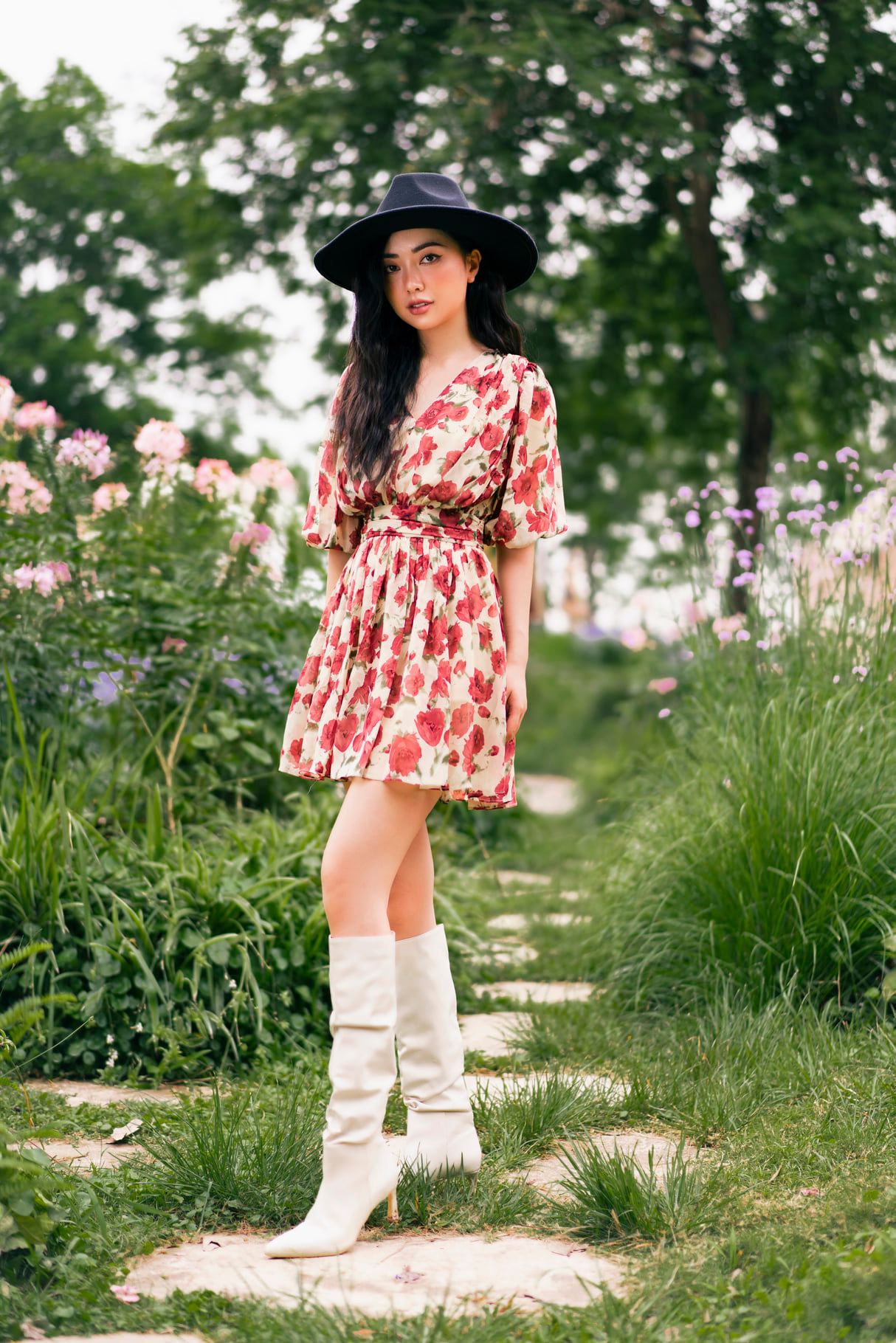 15 Tips Phối Đồ Với Chân Váy Hoa Nhí Cực Xinh Dành Cho Nàng