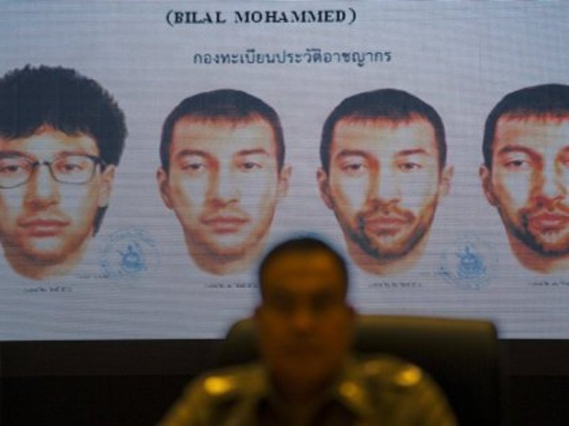 Cảnh sát Thái công bố những bức phác họa khác nhau của nghi phạm đánh bom Bilal Mohammed hoặc Adem Karadag (tên này xuất hiện trên hộ chiếu Thổ Nhĩ Kỳ) trong buổi họp báo ngày 28.9.2015 - Ảnh: Reuters 