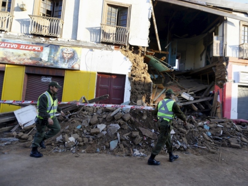 Một căn nhà bị hư hại sau trận động đất ở miền trung Chile hồi tháng 9.2015 - Ảnh: Reuters