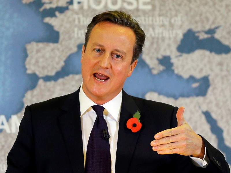Thủ tướng Anh David Cameron phát biểu tại thủ đô London, Anh ngày 10.11.2015 - Ảnh: Reuters